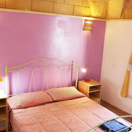 Guest house La Piazzetta 2*