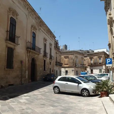 La Piazzetta Guest house 2*